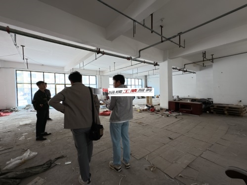 彭阳设计装修公司|彭阳枫乐餐厅设计装修项目现场勘察